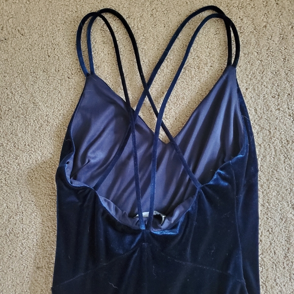 Nacy Blue Velvet Dress - Picture 2 of 4